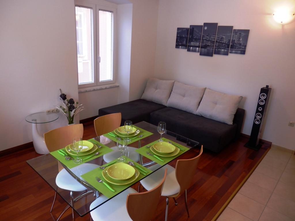 Apartment Pula Center Ngoại thất bức ảnh