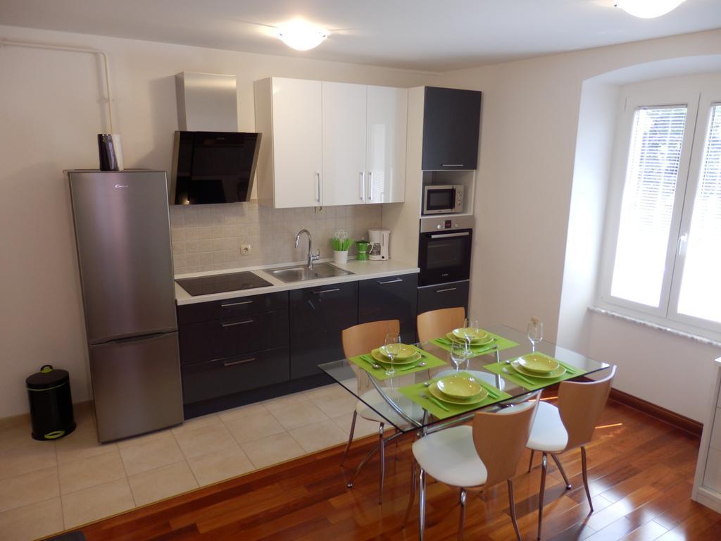 Apartment Pula Center Ngoại thất bức ảnh