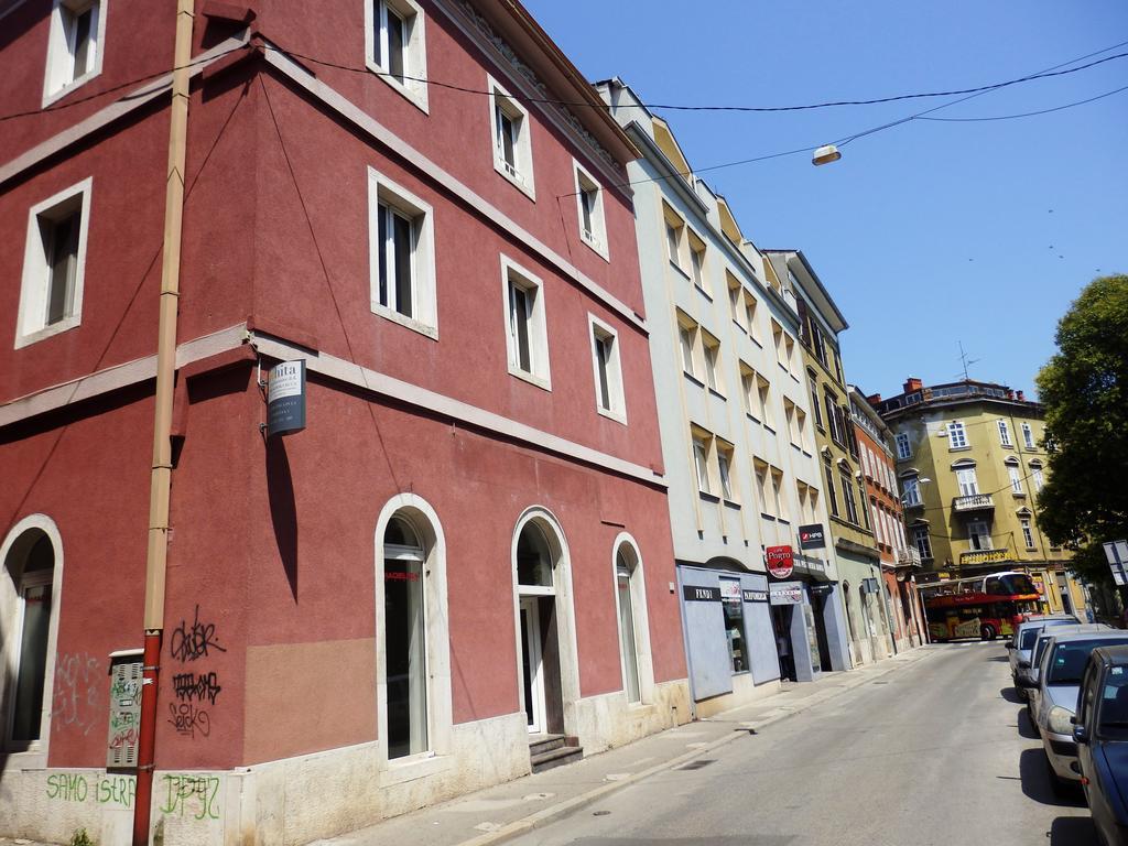 Apartment Pula Center Ngoại thất bức ảnh